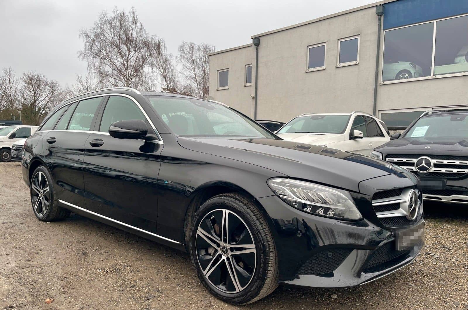 Mercedes-Benz C 300DE T 9G-TRONIC*LED*AHK*RFK*AVANTGARDE*TEMPO foto 3