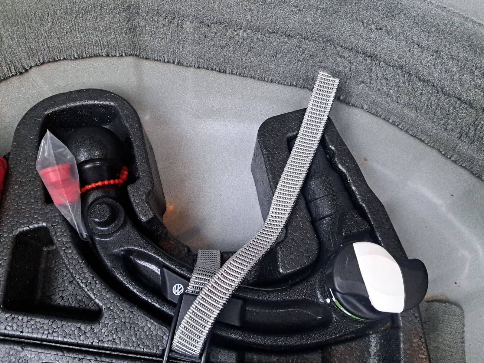 Volkswagen Taigo 1.0 TSI DSG R-Line OPF Fahrschulauto foto 18