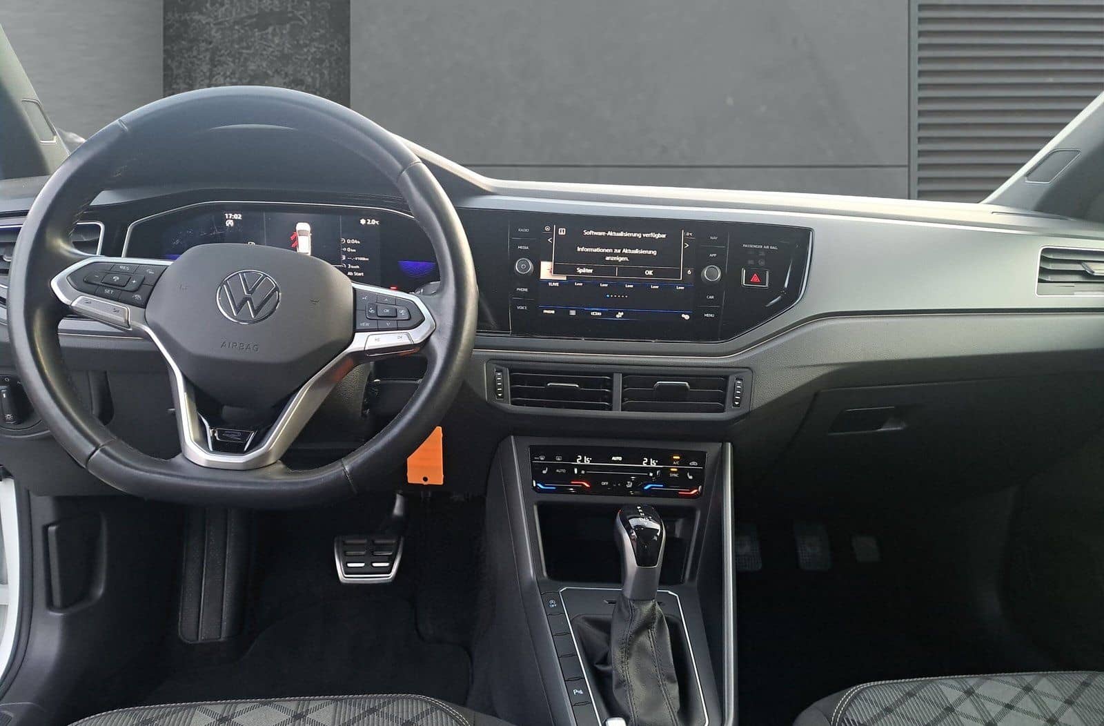 Volkswagen Taigo 1.0 TSI DSG R-Line OPF Fahrschulauto foto 9