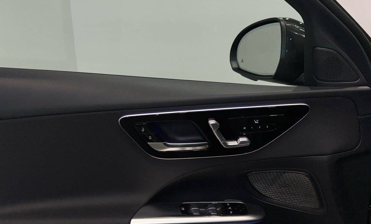 Mercedes-Benz C 180 Avantgarde Panorama Rückfahrkamera Ambient foto 16