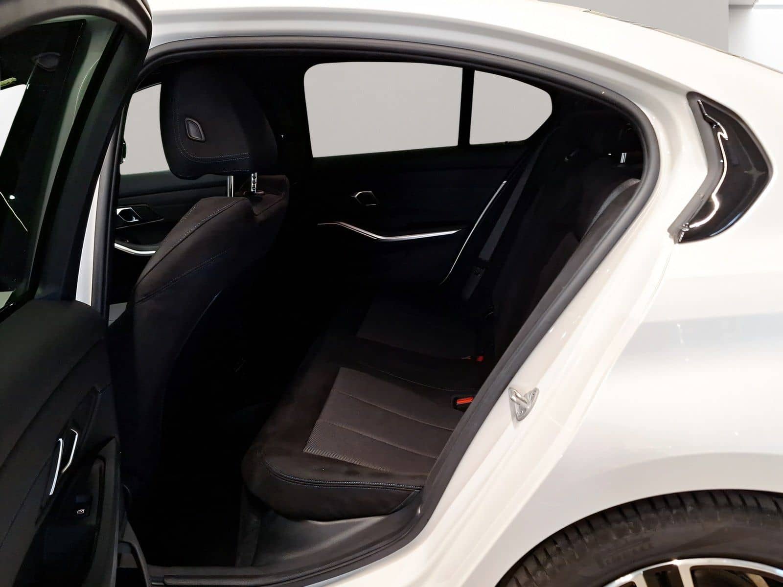 BMW 318i Limousine M Sport Navi Kamera Sitzheizung foto 6