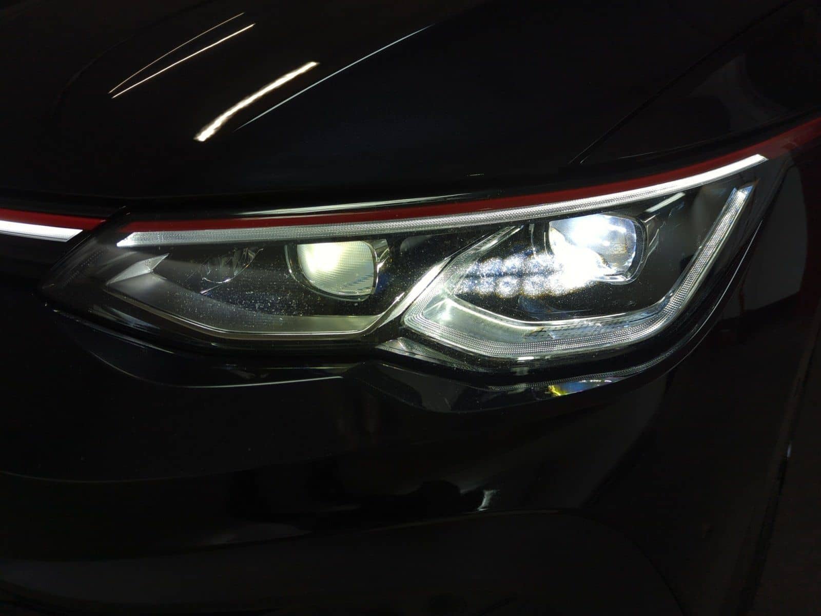 Volkswagen Golf VIII GTI 2.0 TSI DSG Clubsport 45 Vmax270 foto 24