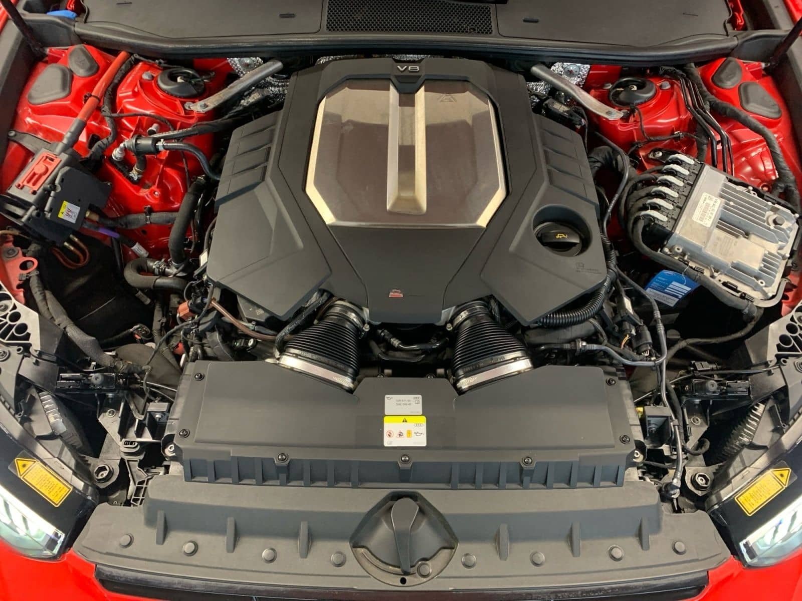 Audi RS6 Avant tiptronic DYNAMIC HDMATRIX VALCONA B&O foto 18