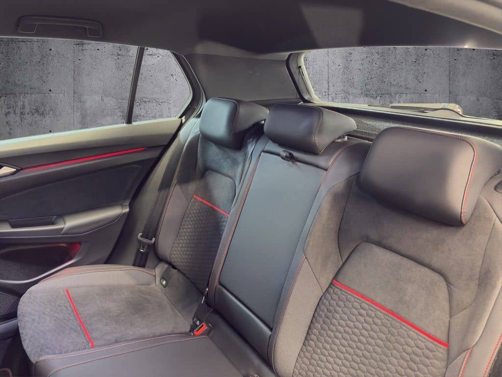 Volkswagen Golf GTI Clubsport 2.0 TSI DSG Navi+LED+SHZ+ACC foto 11