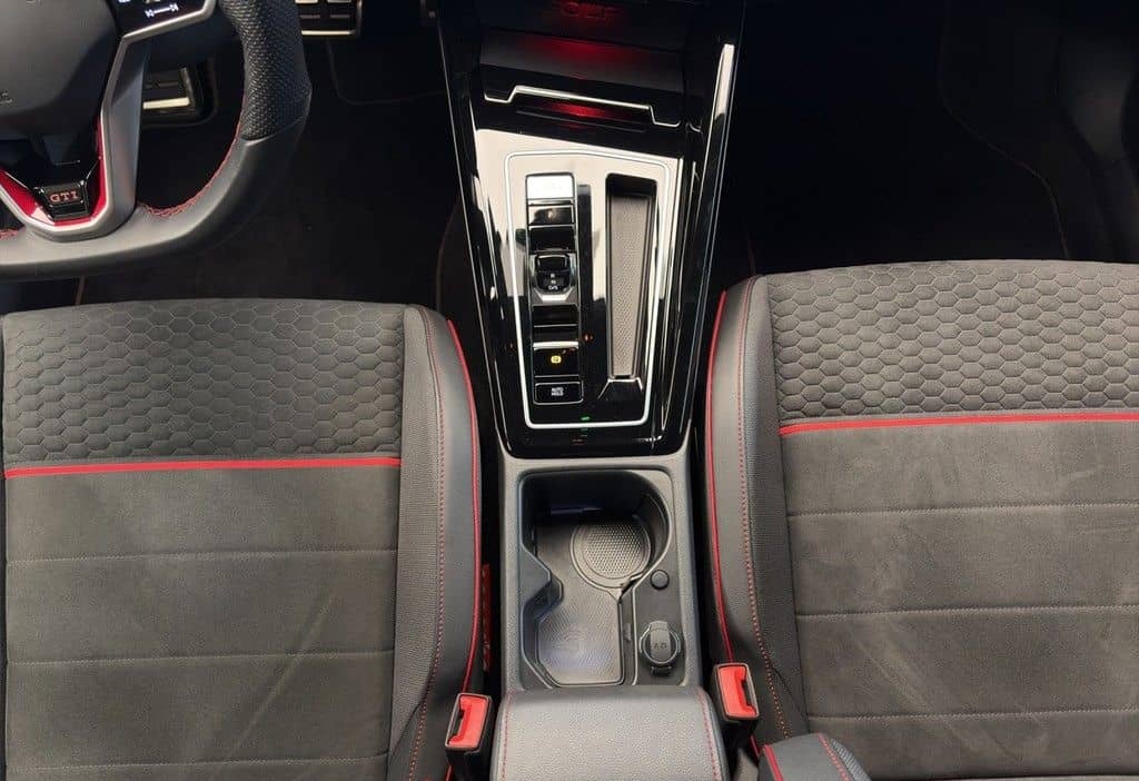 Volkswagen Golf GTI Clubsport 2.0 TSI DSG Navi+LED+SHZ+ACC foto 16