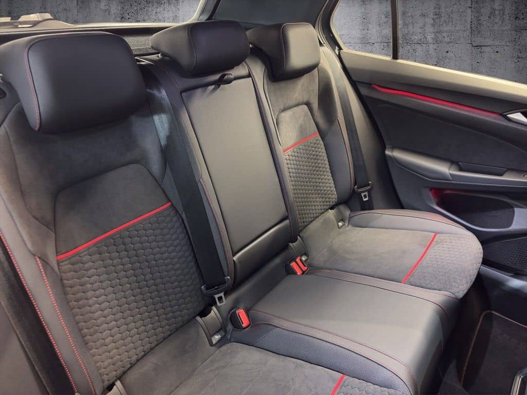 Volkswagen Golf GTI Clubsport 2.0 TSI DSG Navi+LED+SHZ+ACC foto 10