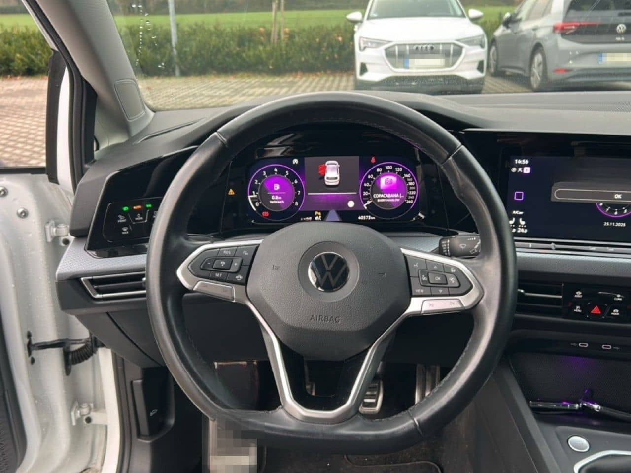 Volkswagen Golf VIII 1.5 TSI IQ-Light/Kamera/AHK/Keyless foto 14