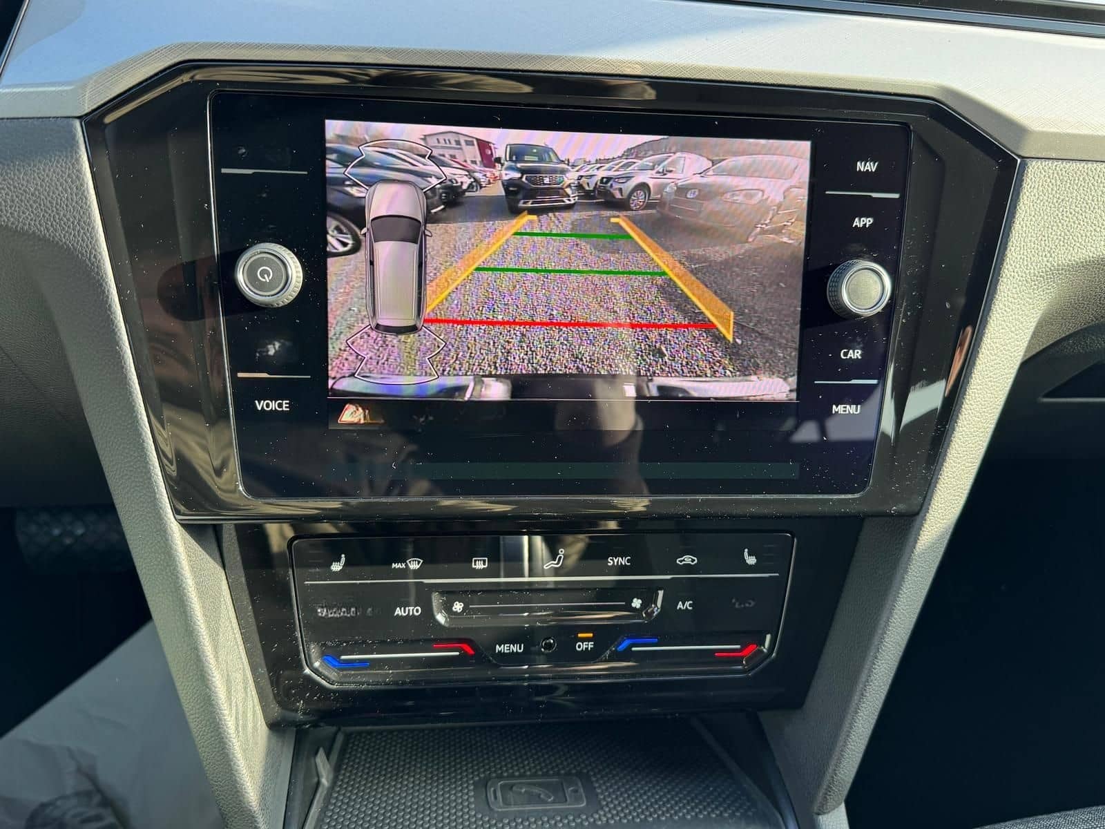 Volkswagen Passat Variant 1.5 TSI *BUSINESS*DSG*NAVI*SHZ*AC foto 17