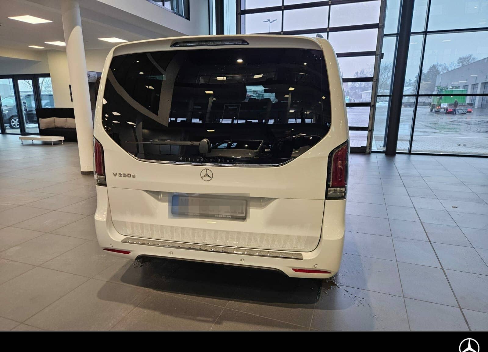 Mercedes-Benz V 250 d 4MATIC AVANTGARDE Lang Allrad/AMG Line foto 4