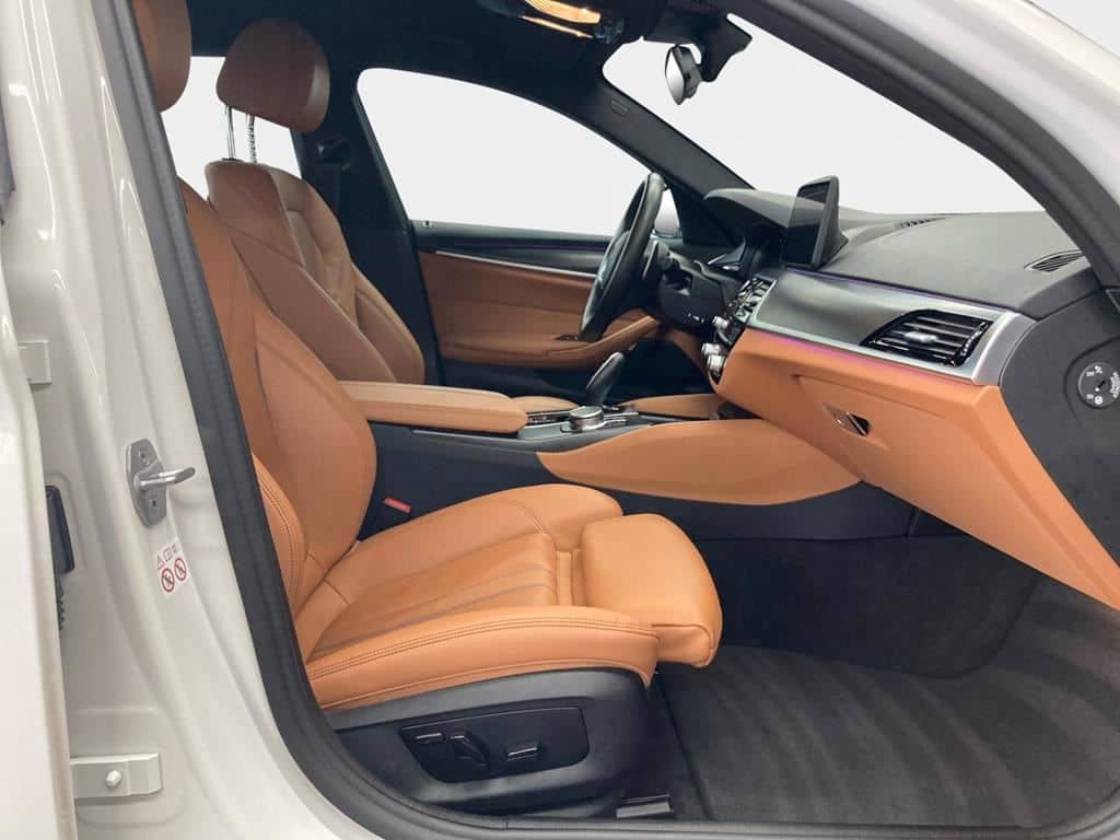 BMW 520d Touring M Sport Adapt LED+ACC+Business+HiFi foto 15