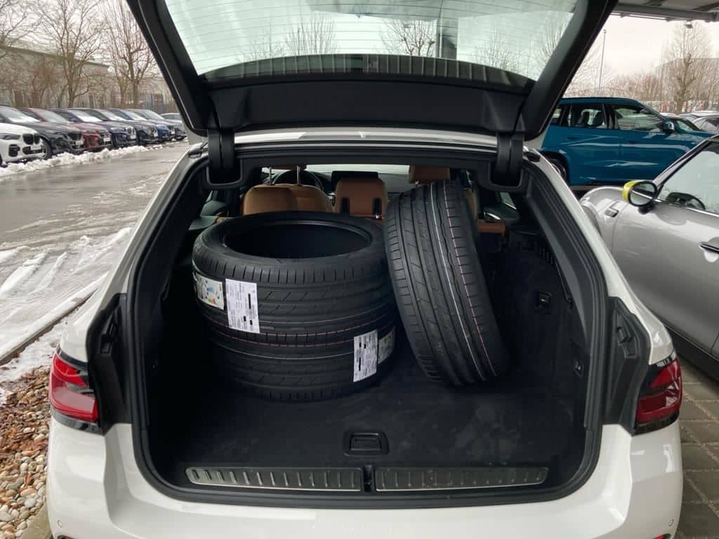 BMW 520d Touring M Sport Adapt LED+ACC+Business+HiFi foto 22