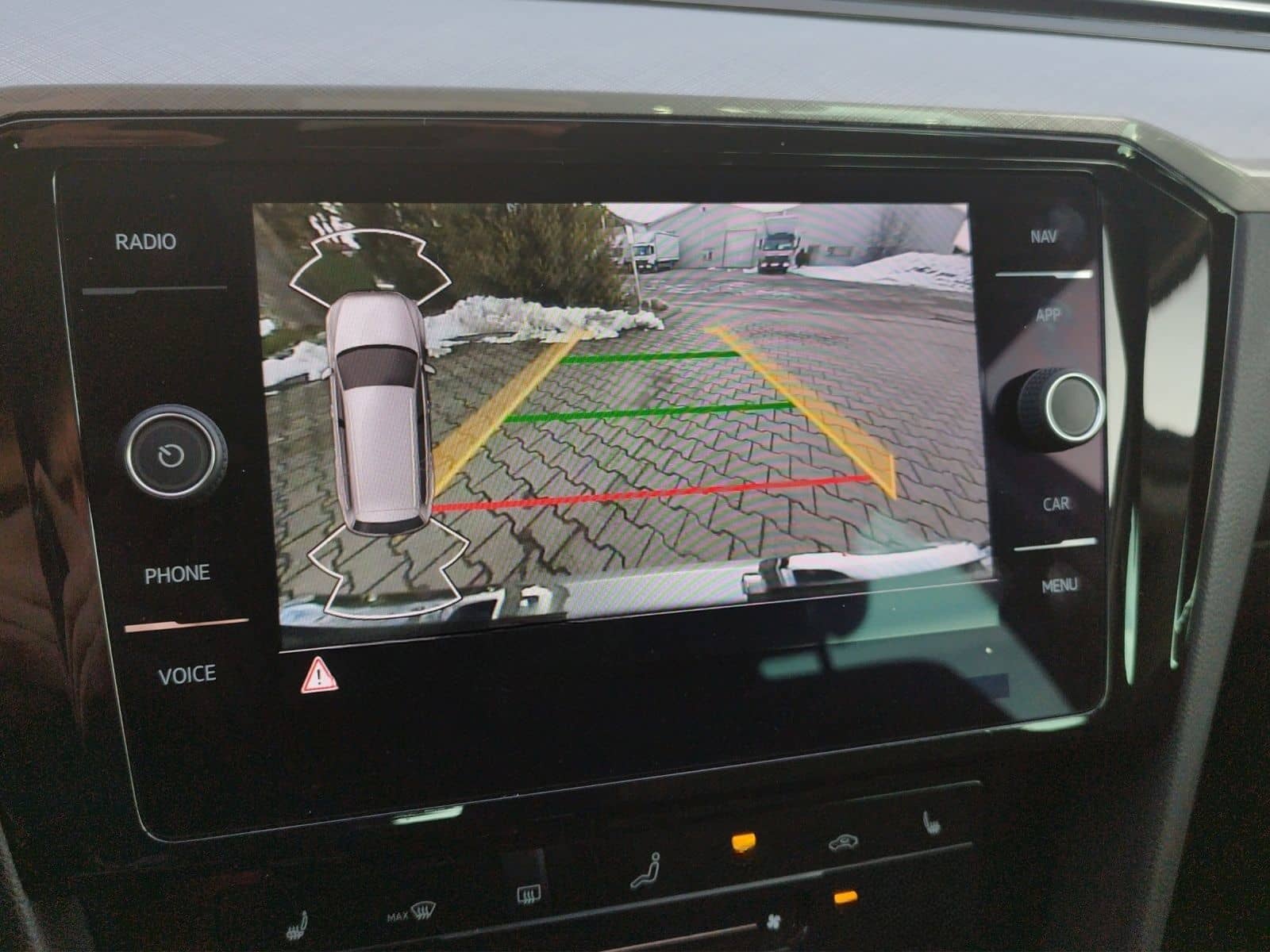 Volkswagen Passat Variant 2.0 TDI DSG AHK/LED/TRAVEL/RFK foto 17