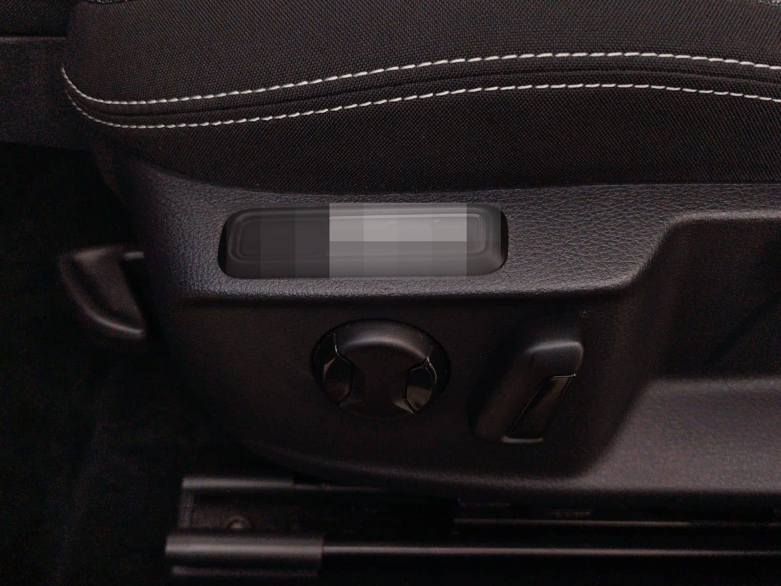 Volkswagen Passat Variant 2.0 TDI DSG AHK/LED/TRAVEL/RFK foto 20