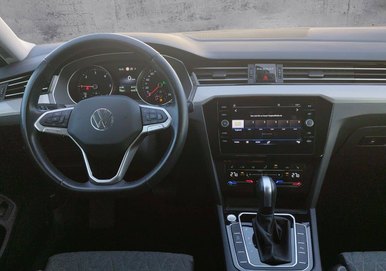 Volkswagen Passat Variant 2.0 TDI DSG AHK/LED/TRAVEL/RFK foto 9