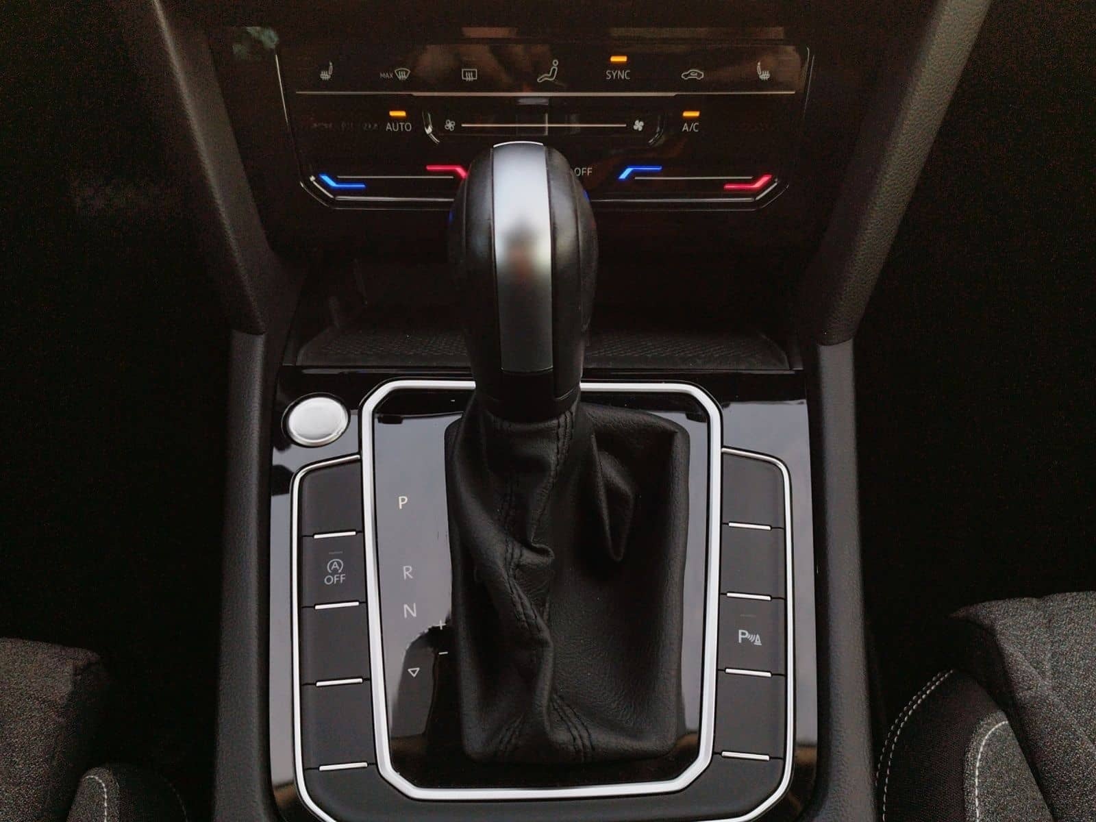 Volkswagen Passat Variant 2.0 TDI DSG AHK/LED/TRAVEL/RFK foto 10