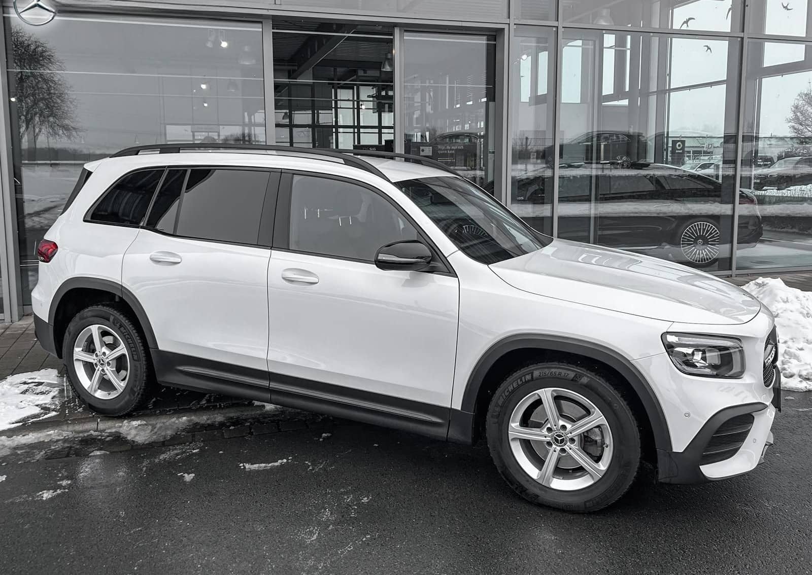 Mercedes-Benz GLB 200 AMG Night+LED+RüKam+Sitzh.+MBUX+19 foto 4