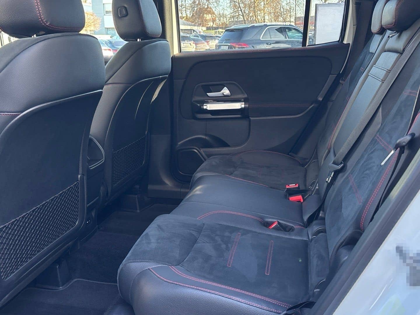 Mercedes-Benz GLB 250 AMG Kamera Totwinkel CarPlay MBUX AHK foto 14