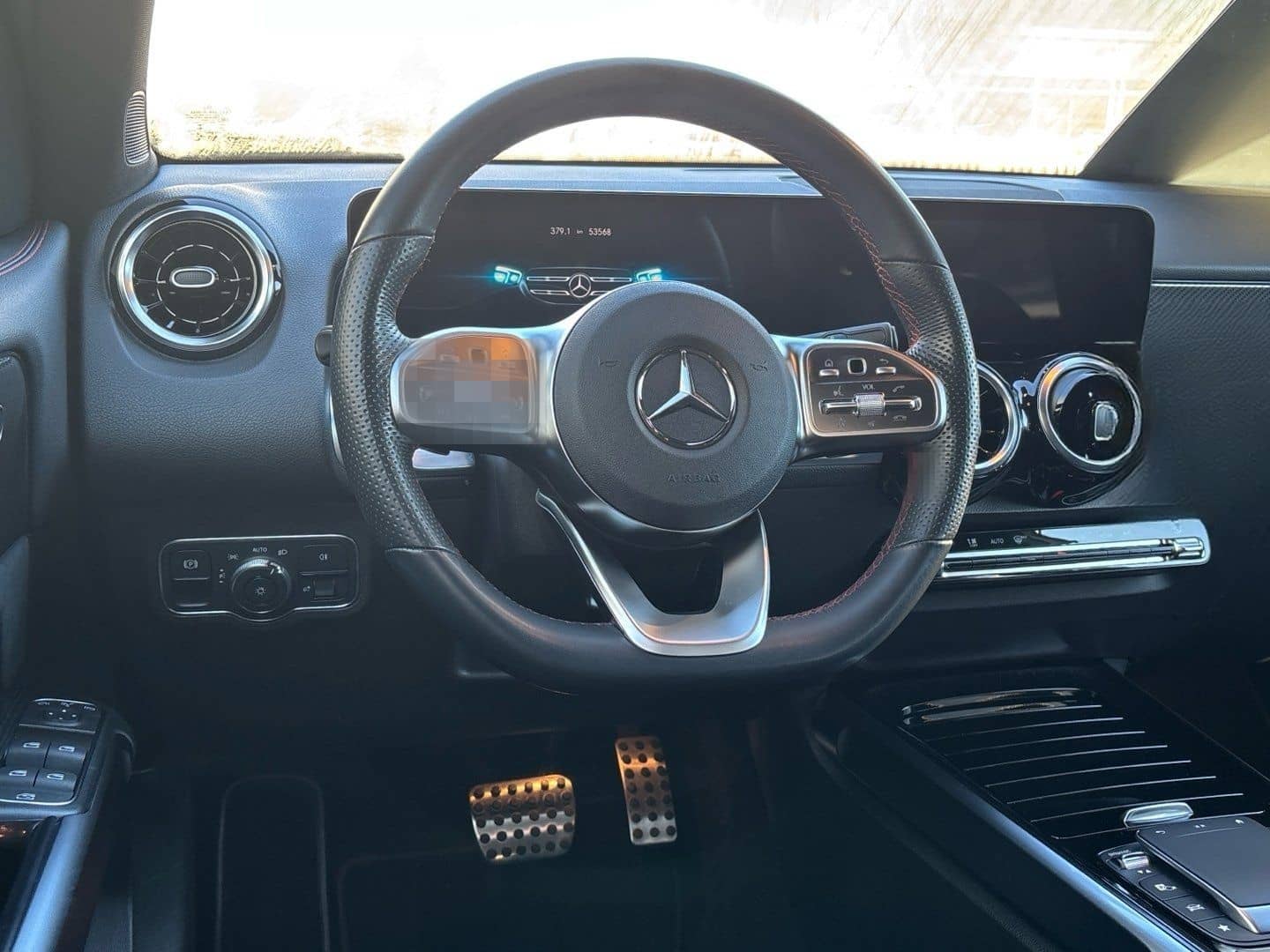 Mercedes-Benz GLB 250 AMG Kamera Totwinkel CarPlay MBUX AHK foto 8
