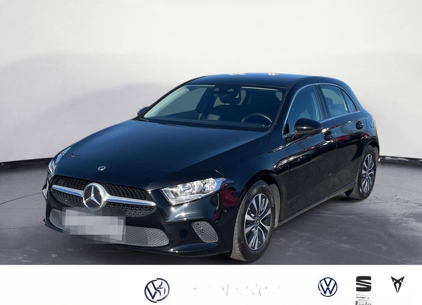 Mercedes-Benz A 180 NAVI/ASSISTENTEN/KEYLESS/AHK+++ foto 1