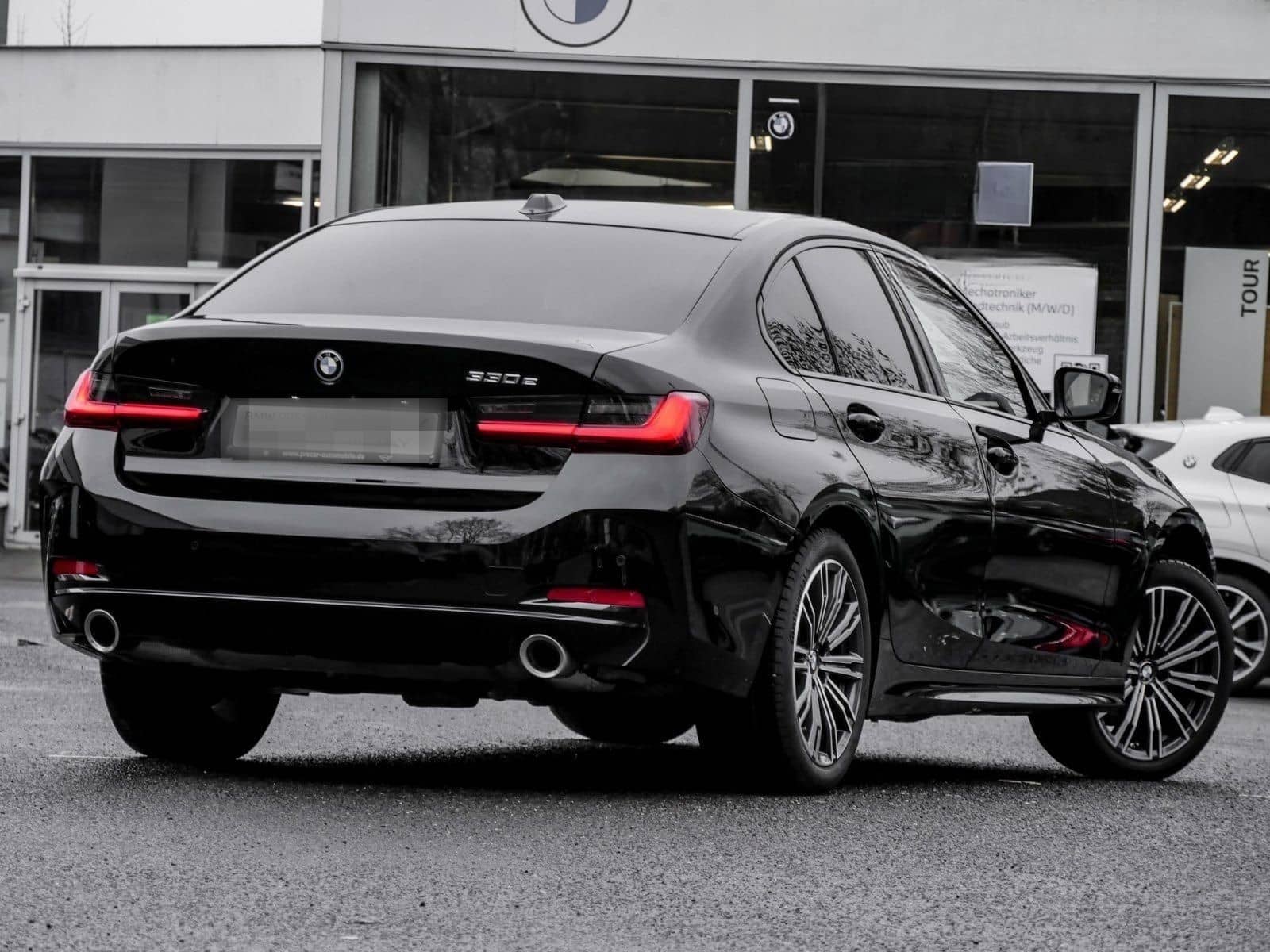 BMW 330e ADAPT.LED+HuD+DA PROF+360°+GLASDACH foto 2