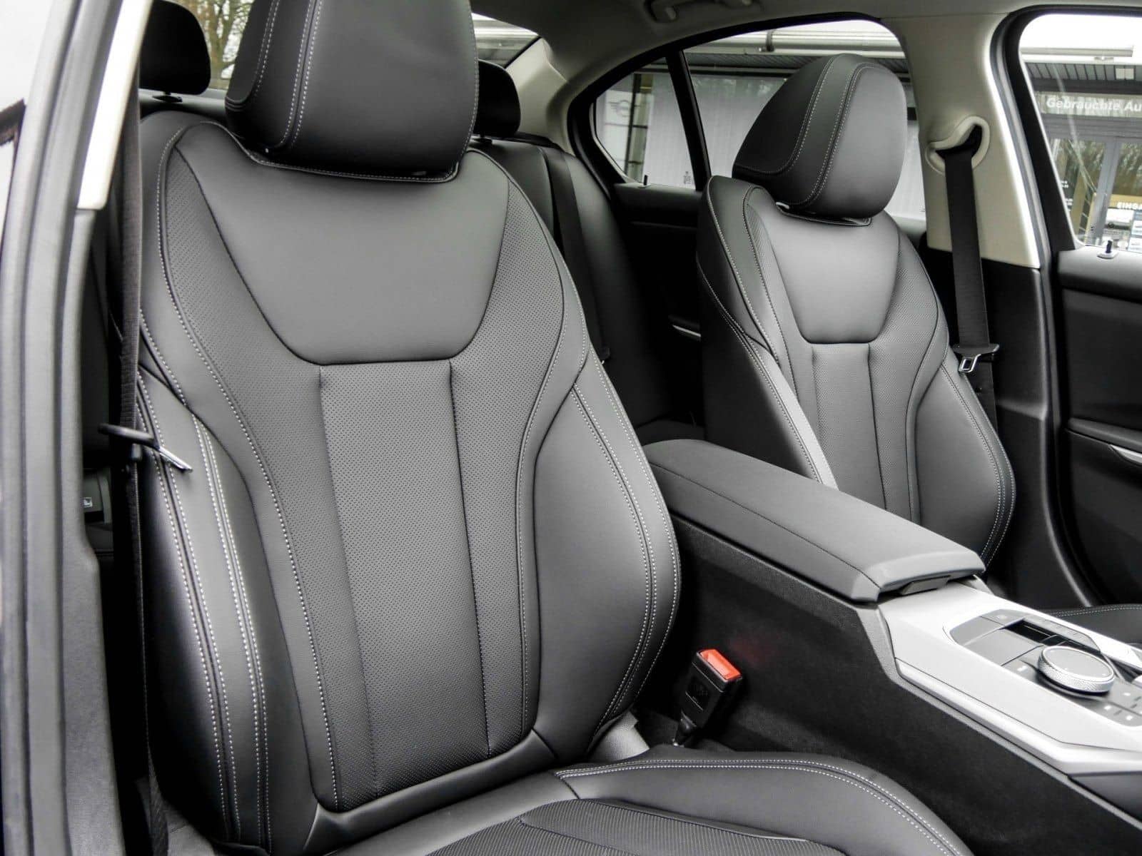 BMW 330e ADAPT.LED+HuD+DA PROF+360°+GLASDACH foto 7