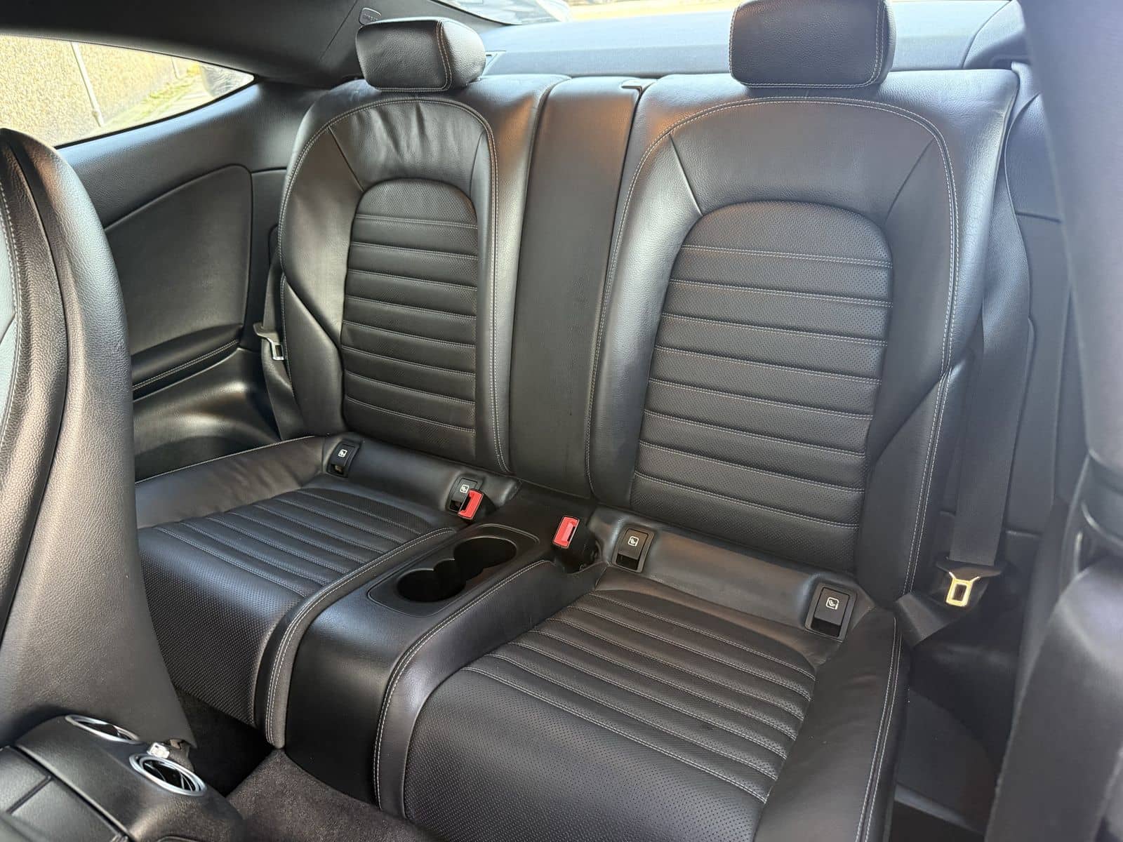 Mercedes-Benz C 200 d Coupe AMG Line | DigitalTacho | LED foto 9