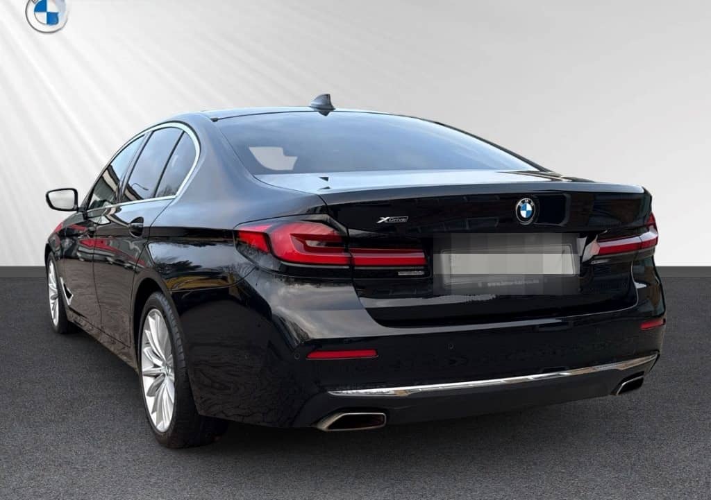 BMW 530 xd Limousine Luxury Line HiFi HUD Komfortsit foto 3