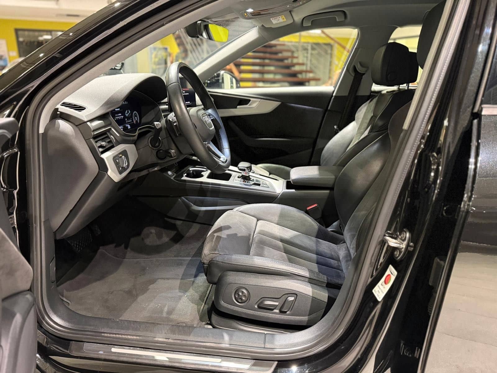 Audi A4 Avant 40 TDI basis*SHZ*RFK*Memory* foto 12