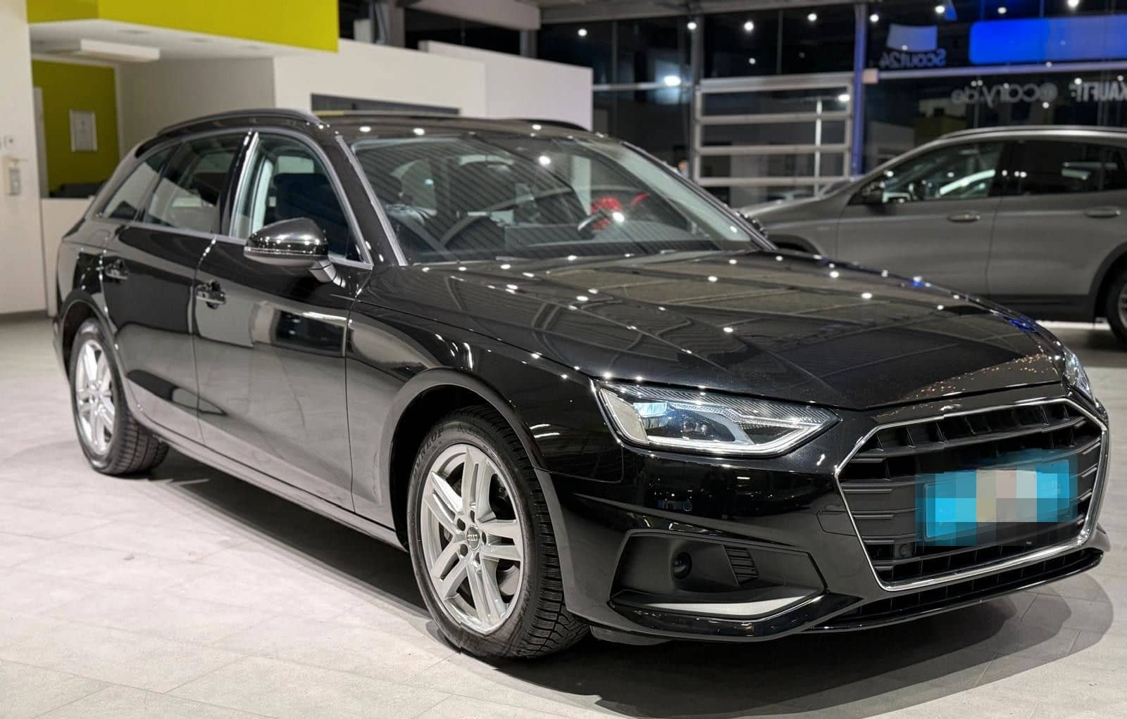 Audi A4 Avant 40 TDI basis*SHZ*RFK*Memory* foto 9