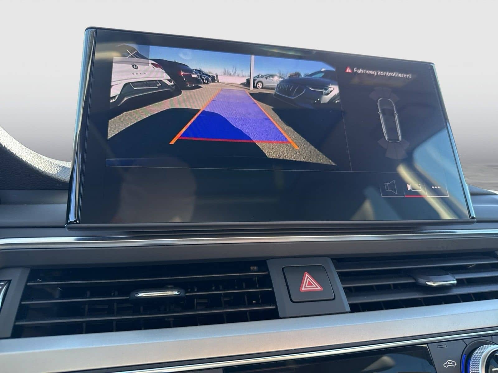 Audi A4 Avant 45 quattro S LINE BLACKPAK PANO CAM ACC foto 18