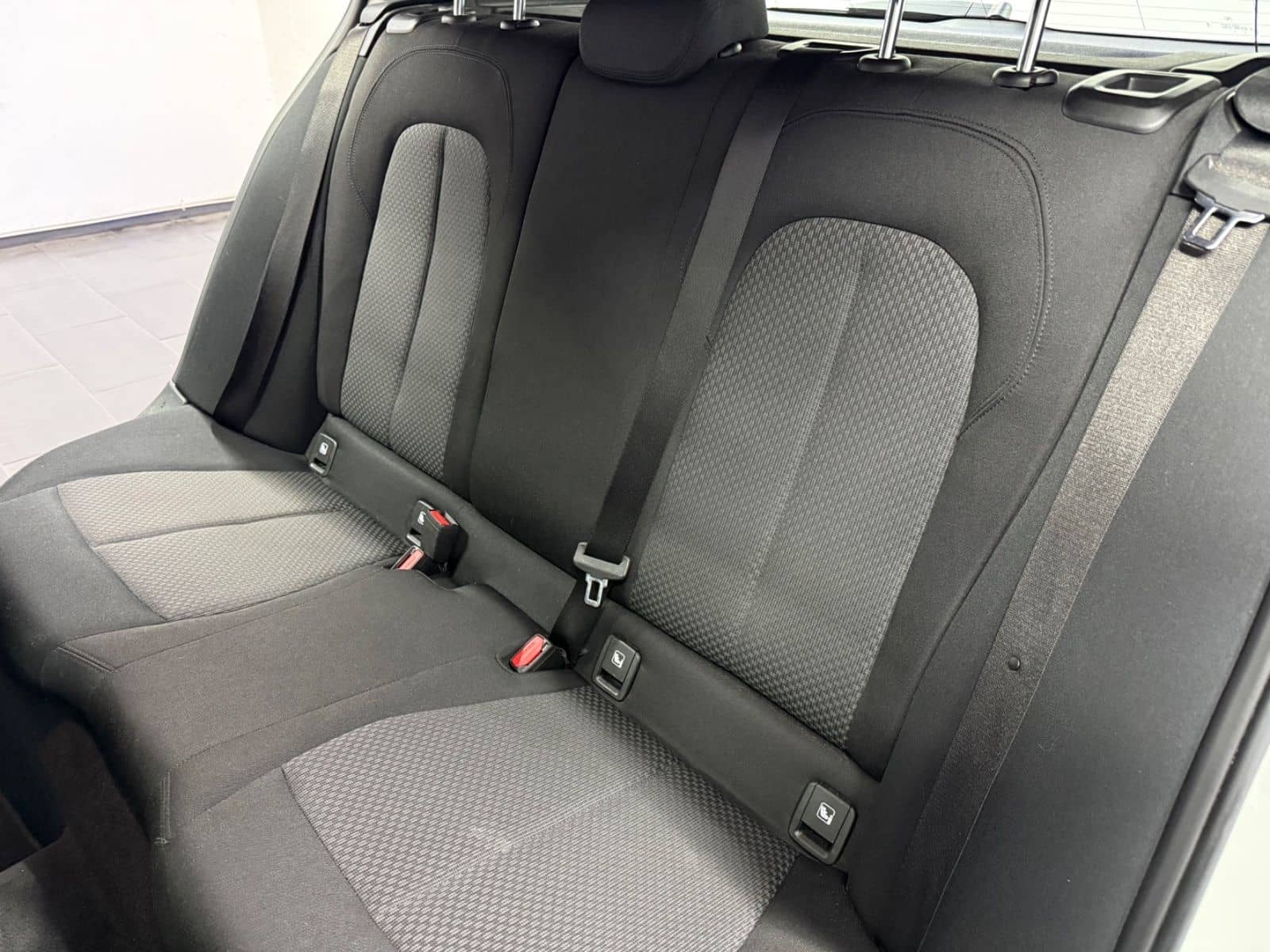 BMW 116d 1HD VRTUAL SPUR 2xPDC LED CAM DAB APPLE AHK foto 13