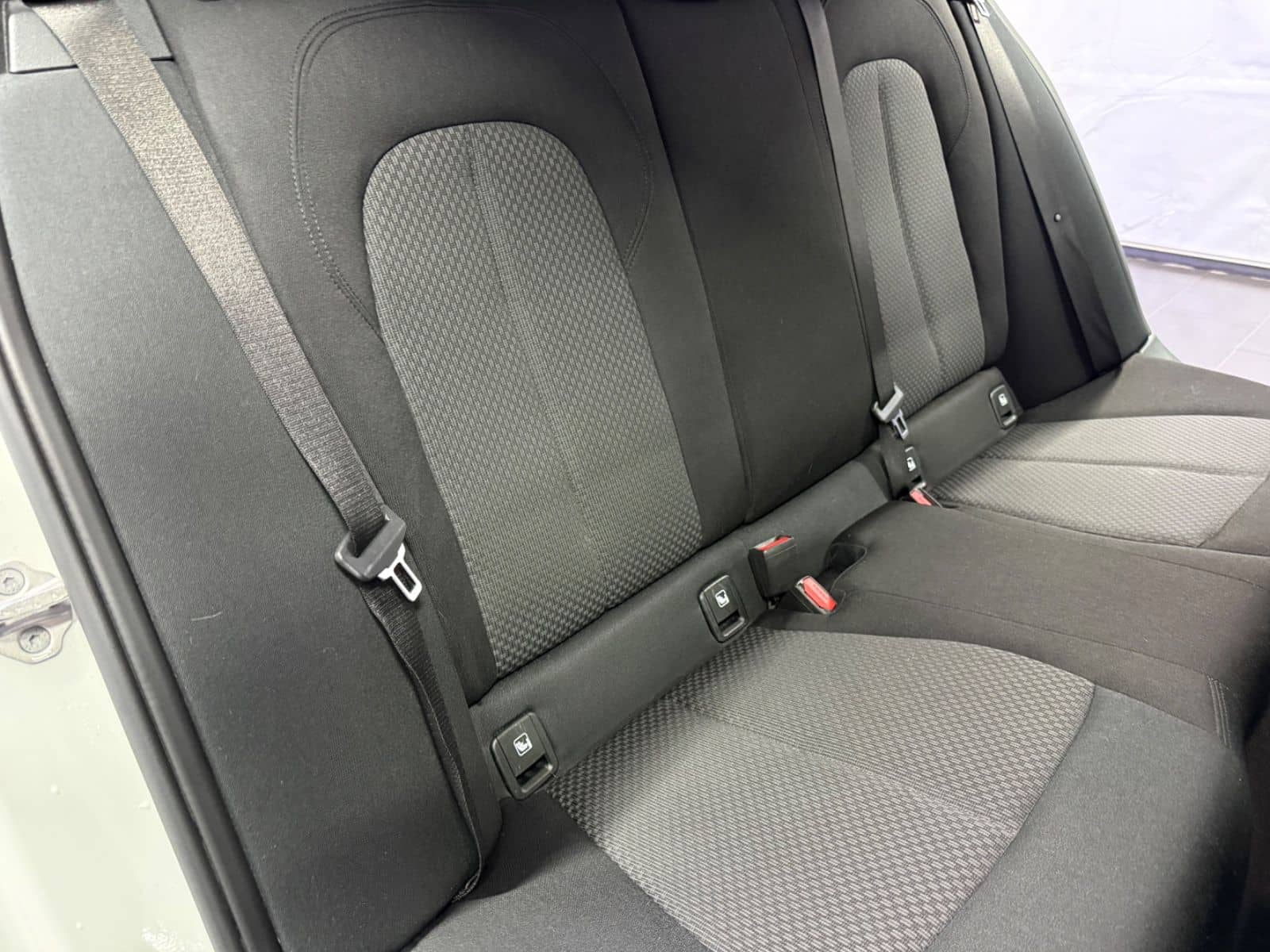 BMW 116d 1HD VRTUAL SPUR 2xPDC LED CAM DAB APPLE AHK foto 18