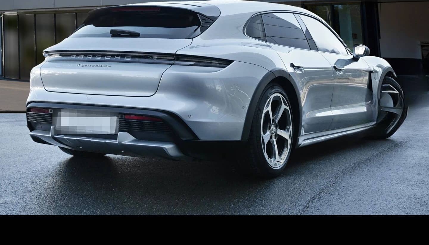 Porsche Taycan Turbo Cross Turismo HA-Lenkung Head-Up foto 3