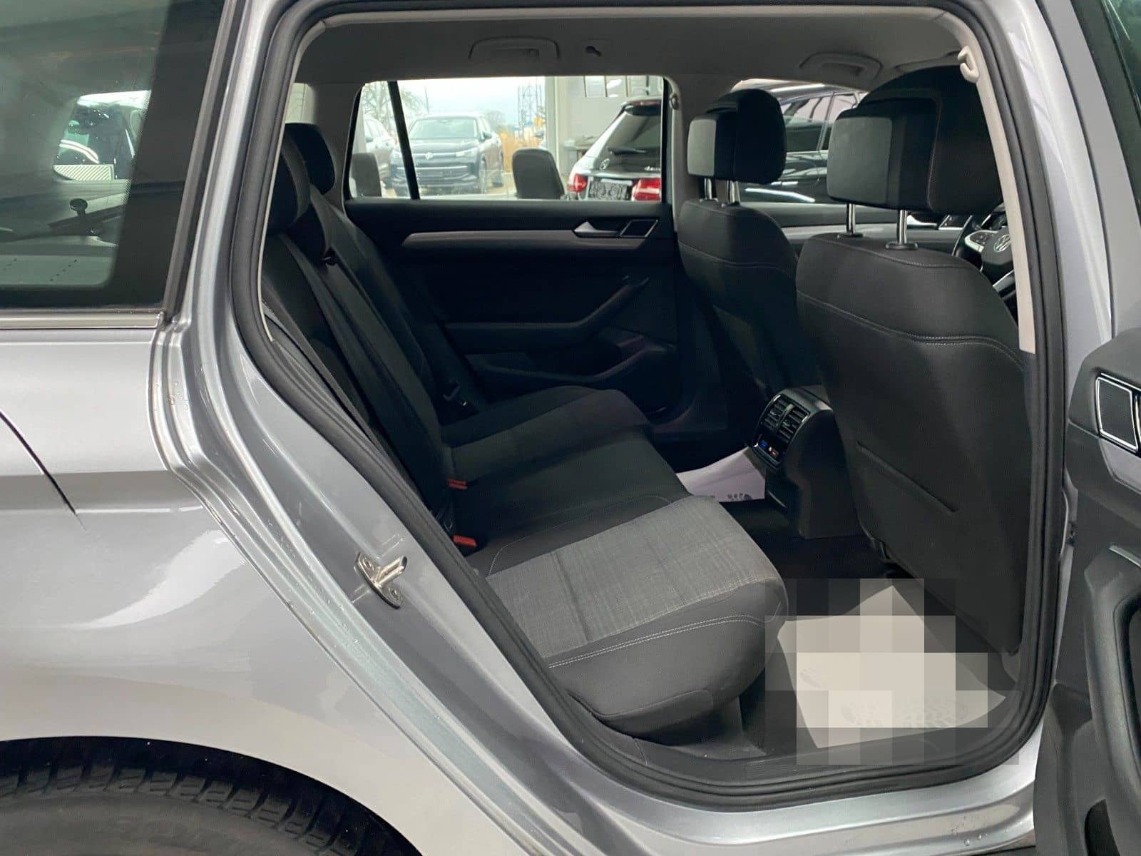 Volkswagen Passat 2.0 Business ACC/ ALU17"/NAVI/14 WEGE S foto 15