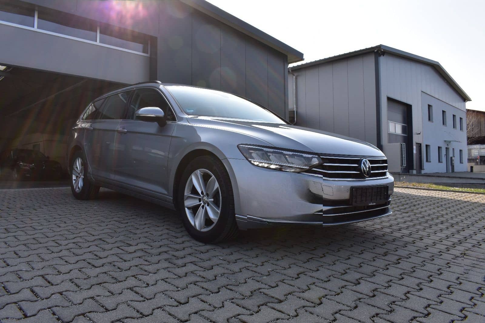 Volkswagen Passat 2.0 Business ACC/ ALU17"/NAVI/14 WEGE S foto 3