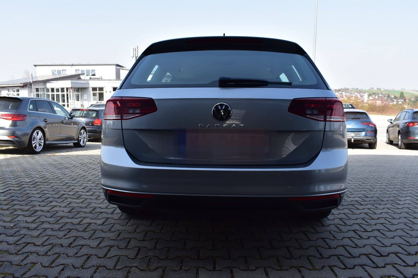 Volkswagen Passat 2.0 Business ACC/ ALU17"/NAVI/14 WEGE S foto 6