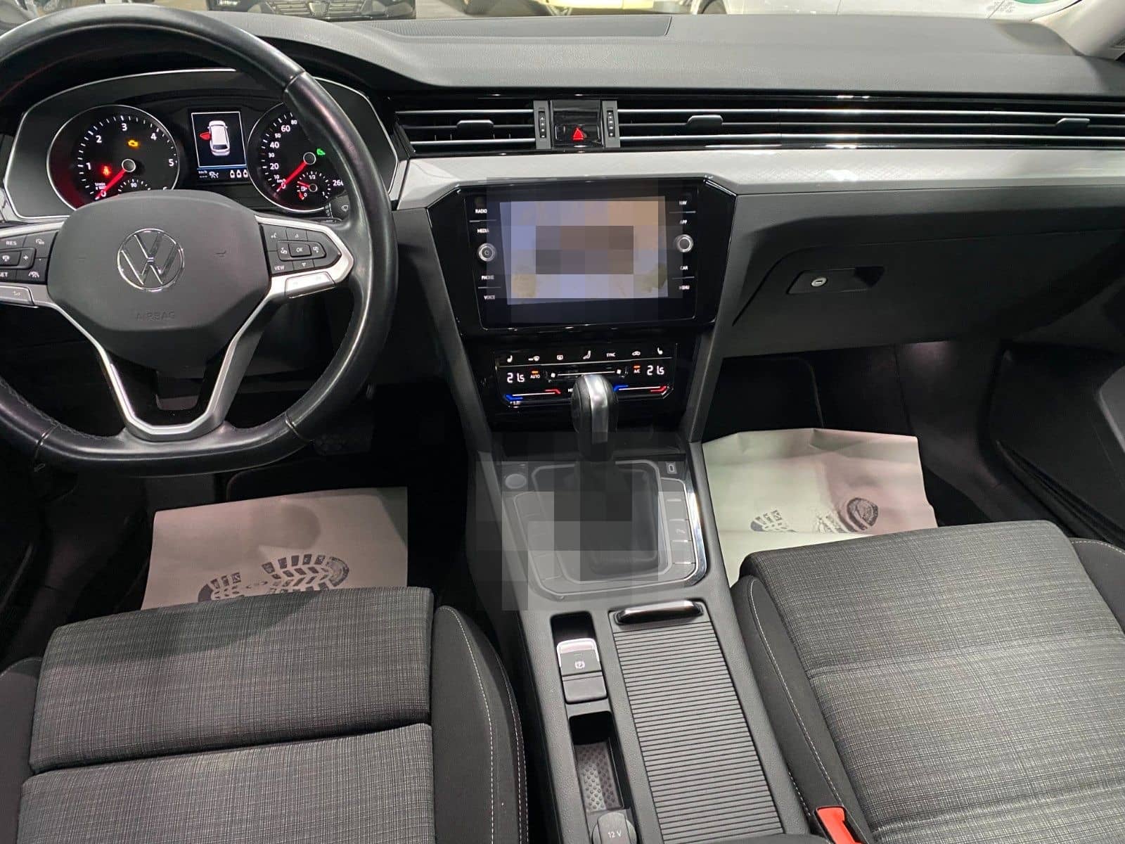 Volkswagen Passat 2.0 Business ACC/ ALU17"/NAVI/14 WEGE S foto 8