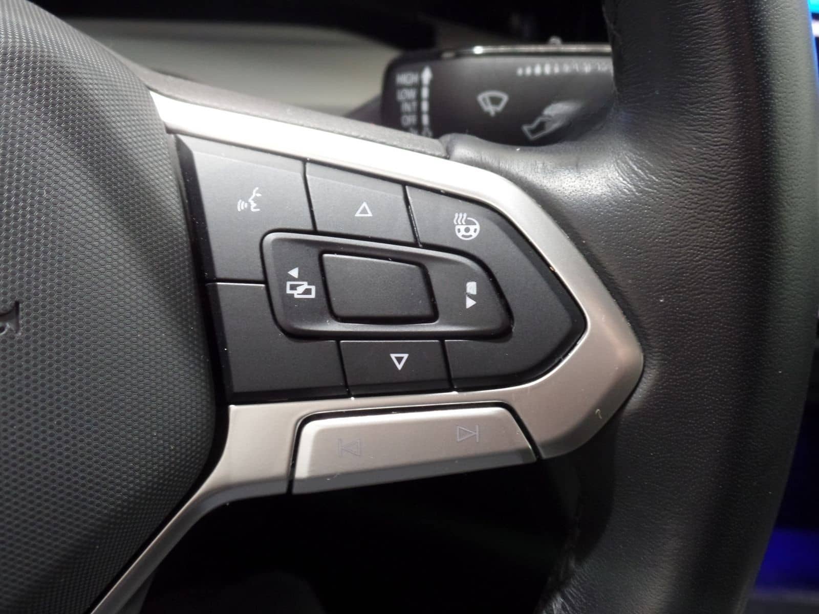 Volkswagen Golf VIII 1.0 TSI Move APP*CAM*SHZ*LED foto 22