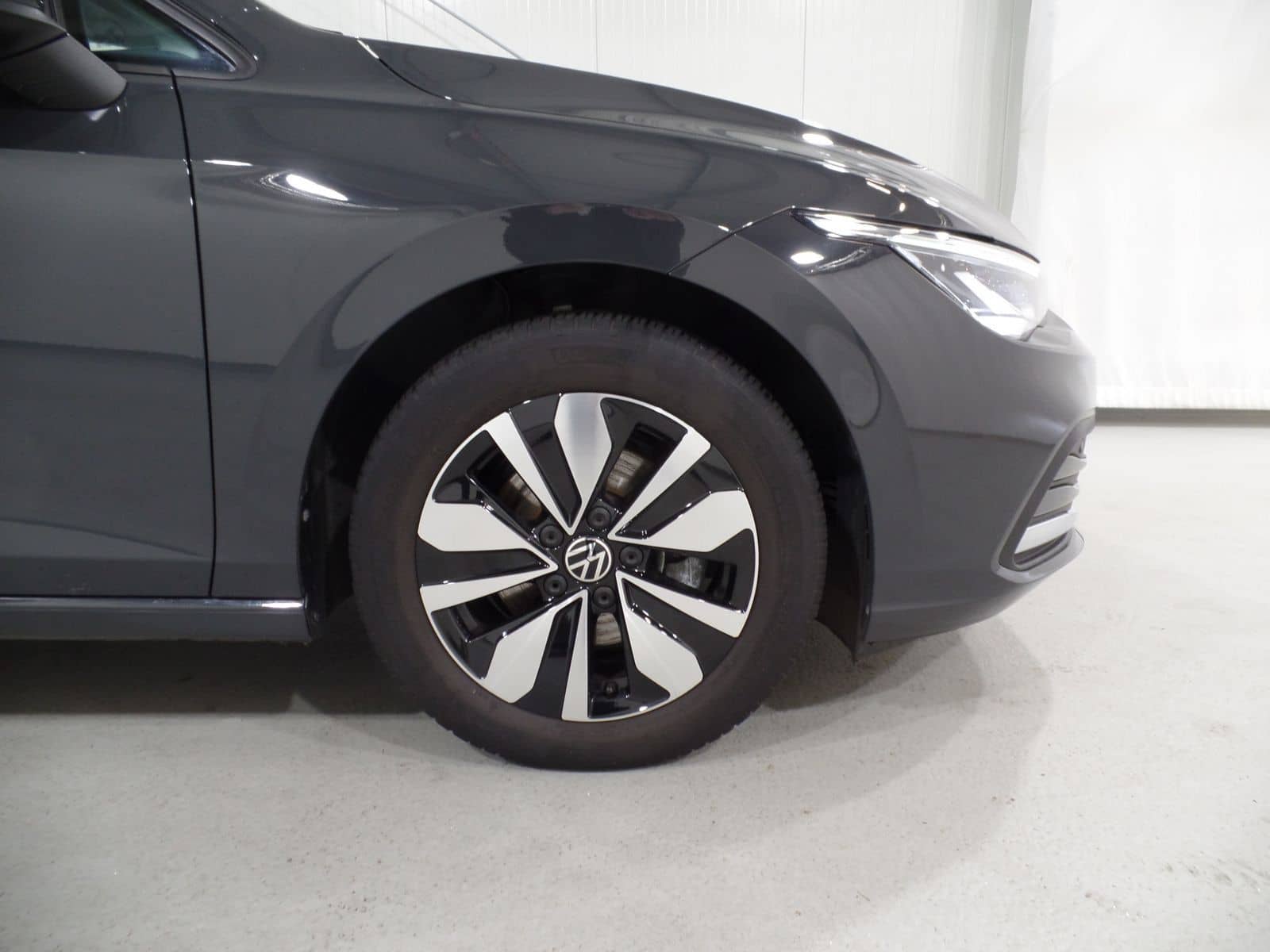 Volkswagen Golf VIII 1.0 TSI Move APP*CAM*SHZ*LED foto 6