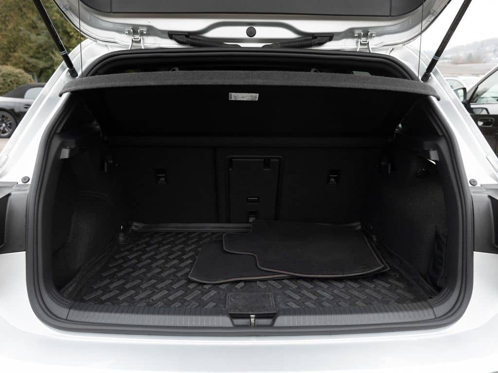 Volkswagen Golf VIII 2.0 TSI GTI Clubsport MATRIX-LED ACC foto 13