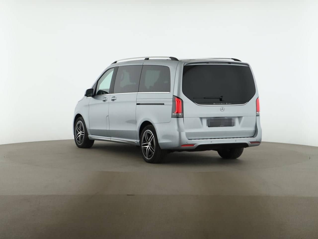 Mercedes-Benz V 300 d Avantgarde Lang 4M AMG AHK Pano Airmatic foto 5