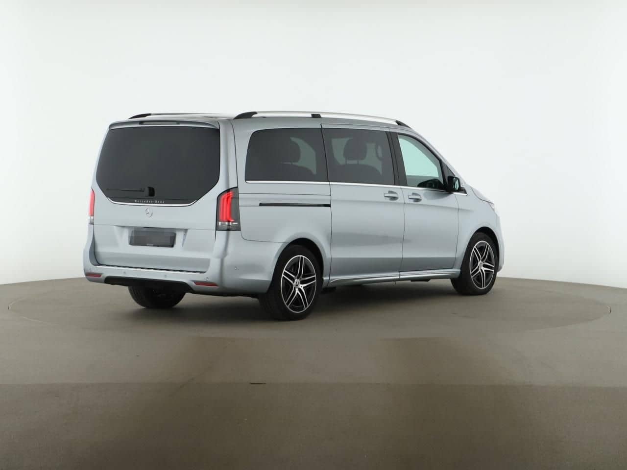 Mercedes-Benz V 300 d Avantgarde Lang 4M AMG AHK Pano Airmatic foto 7