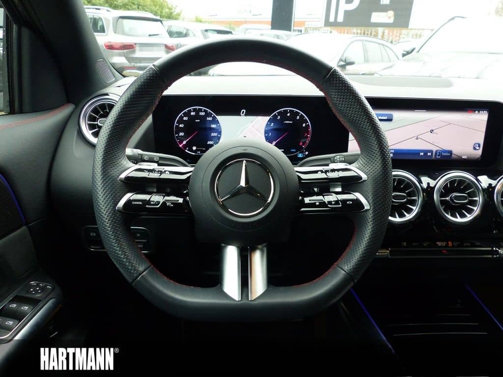 Mercedes-Benz GLA 200 AMG+ADVANCED PLUS+R.KAM+LED+AMBIENTE+NAV foto 8