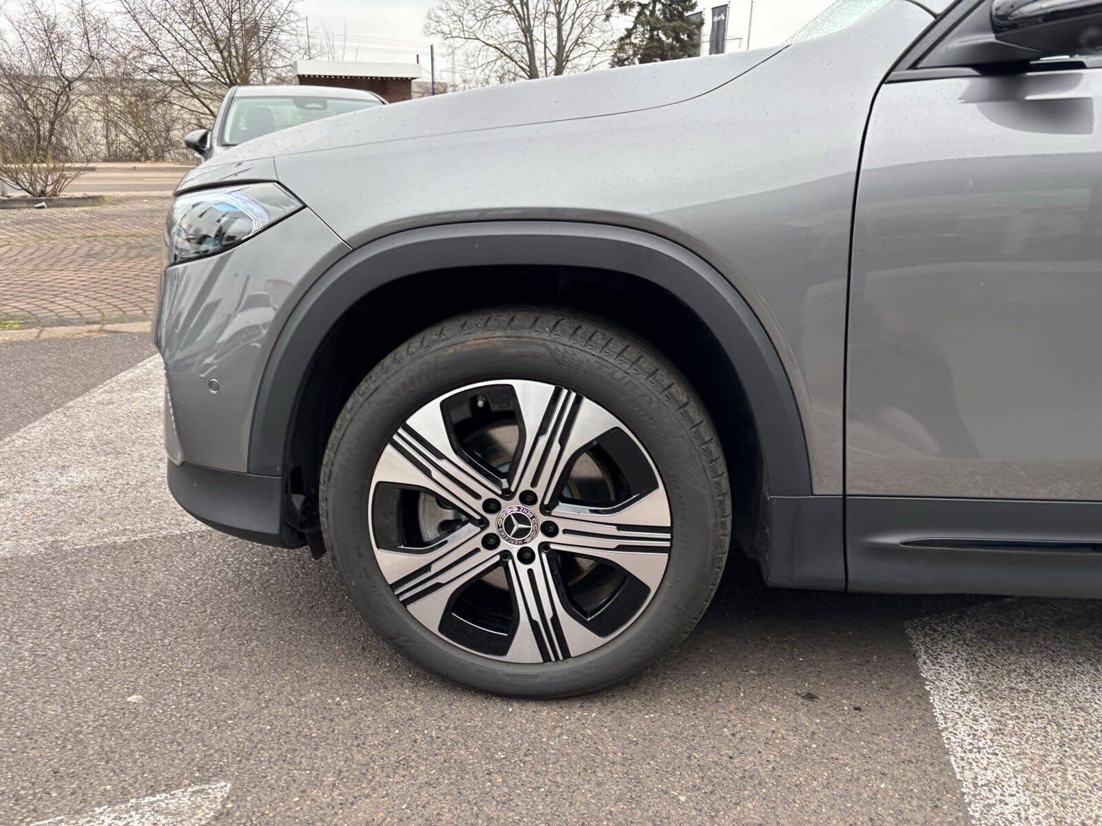 Mercedes-Benz EQB 300 4MATIC Electric Art/LED/360 foto 21