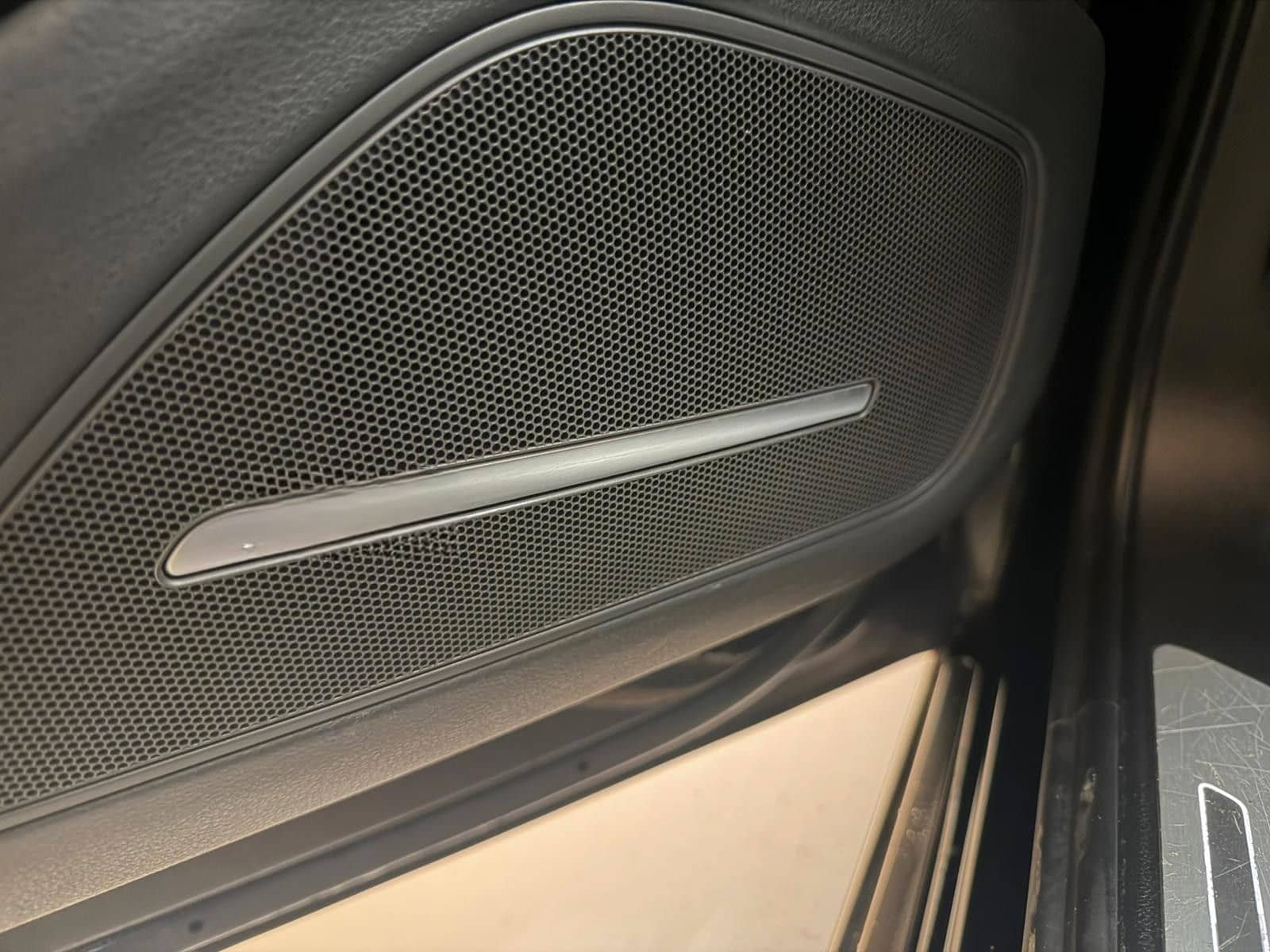 Audi A8 3.0 TDI quattro*HEAD-UP*STHZ*MATRIX* foto 17