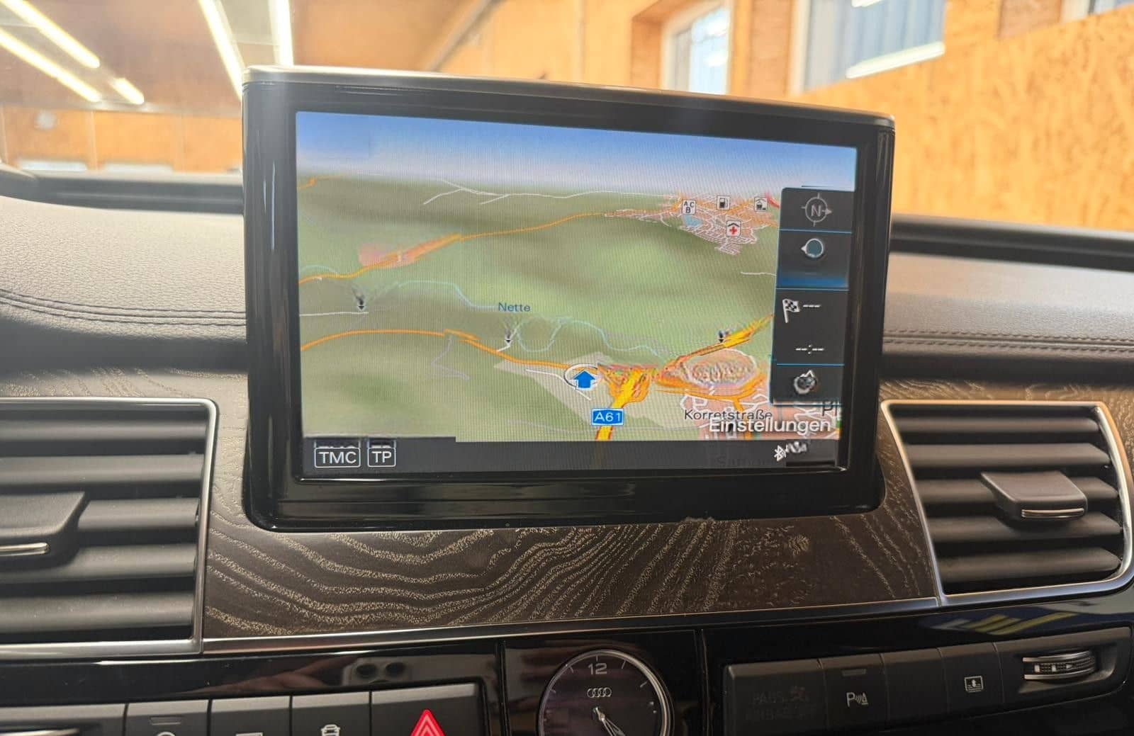 Audi A8 3.0 TDI quattro*HEAD-UP*STHZ*MATRIX* foto 9