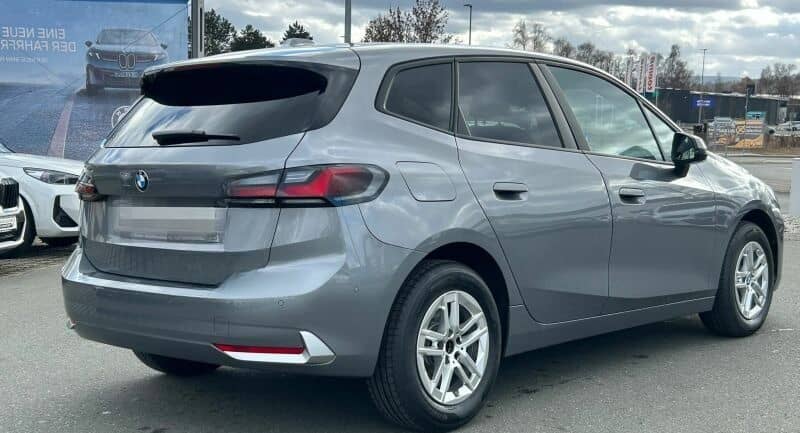 BMW 218d Active Tourer HUD AHK 360 LED NAVI FLA foto 3