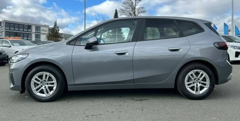 BMW 218d Active Tourer HUD AHK 360 LED NAVI FLA foto 10