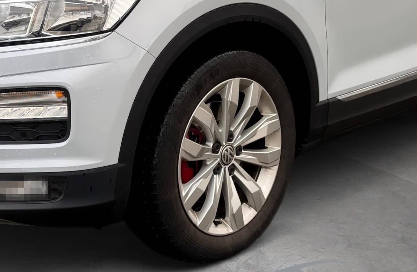 Volkswagen T-Roc 1.5 Sport El. Pano Navi 2-Zonen-Klima Fahr foto 6