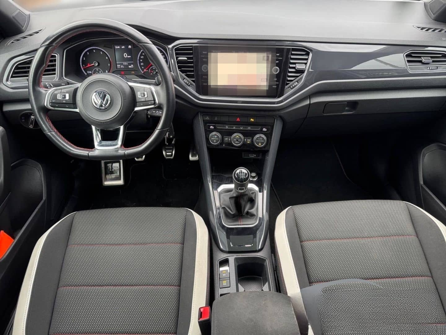 Volkswagen T-Roc 1.5 Sport El. Pano Navi 2-Zonen-Klima Fahr foto 10